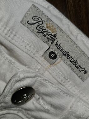 Royalty WannaBettaButt Distressed Jeans - White Size 4